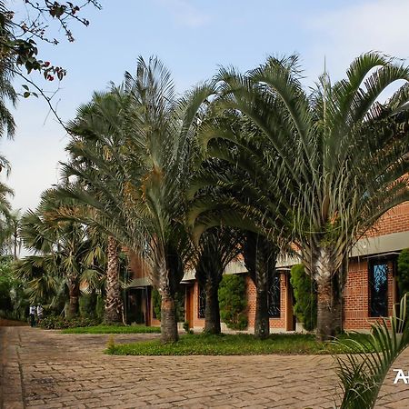 Hotel Villa D'Angelo 伊塔蒂巴 外观 照片